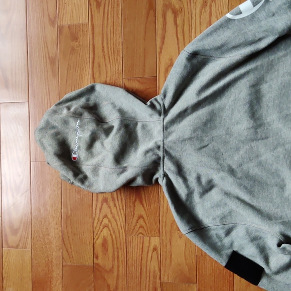 Men's Champion sweatshirt - Picture 4 of 4